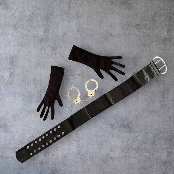 🛍️SALE🛍️ Women's Medium Sexy Halloween Police Officer Rita Dem Rights Costume - Picture 10 of 11